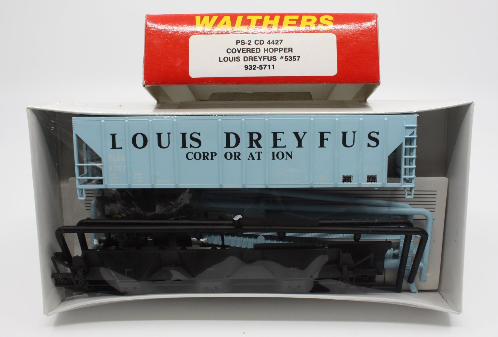 Walthers 932-5711 HO PS-2 CD 4427 Covered Hopper Louis Dreyfus