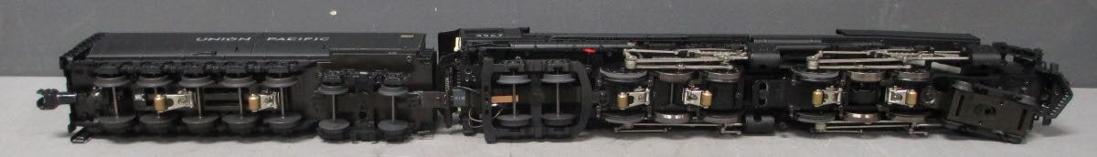 Lionel 6-11210 O Union Pacific VISIONLINE  4-6-6-4 Challenger Steam Loco #3967