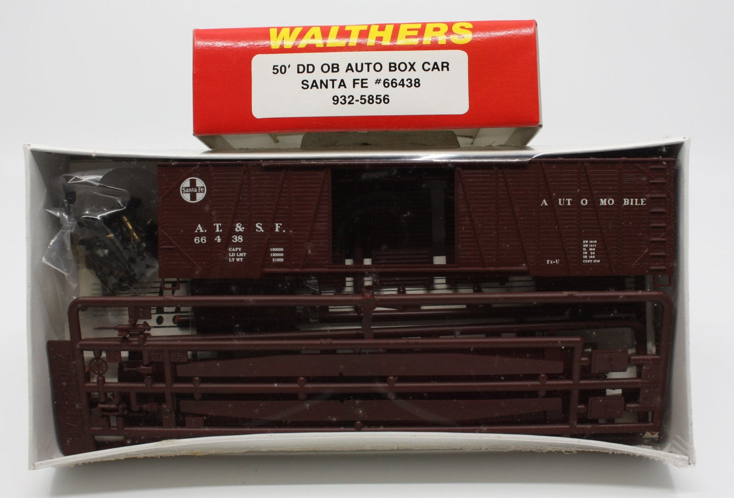 Walthers 932-5856 HO 50' DD OB Auto Box Car Santa Fe #66438