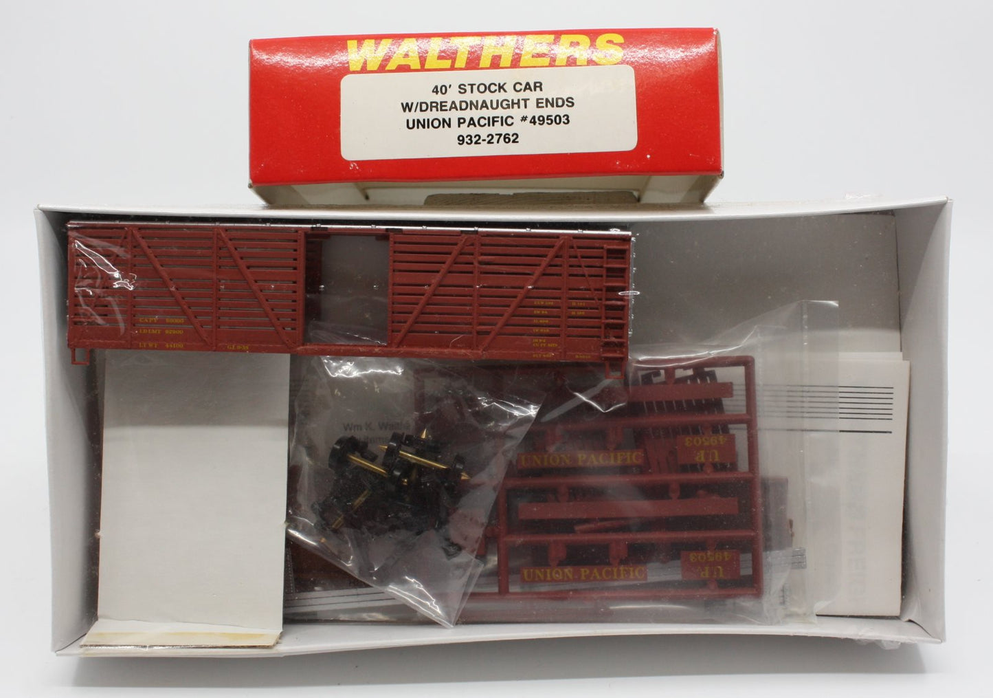 Walthers 932-2762 HO 40' Stock Car with Dreadnaught Ends Union Pacific
