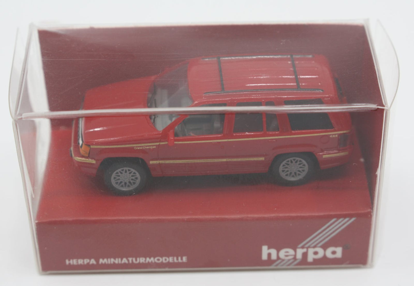 Herpa 021784 HO Chrysler Grand Cherokee in Red