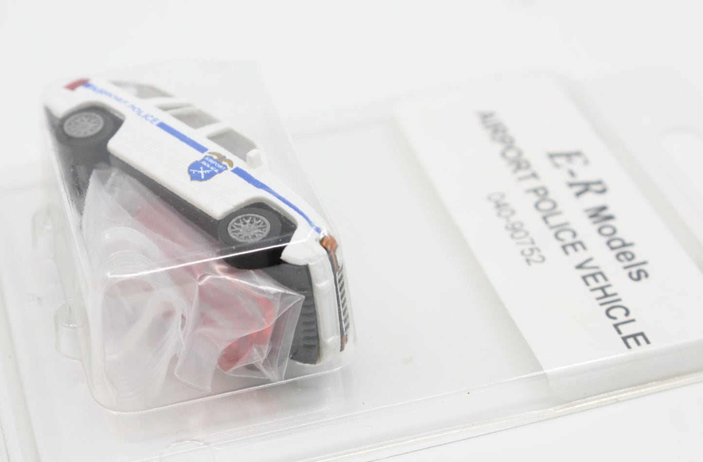 E-R Models 040-90752 HO Airport Police Vehicle