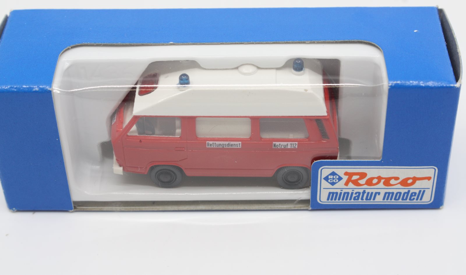 Roco 1436 HO Volkswagen Rettungsdiensd Emergency Vehicle