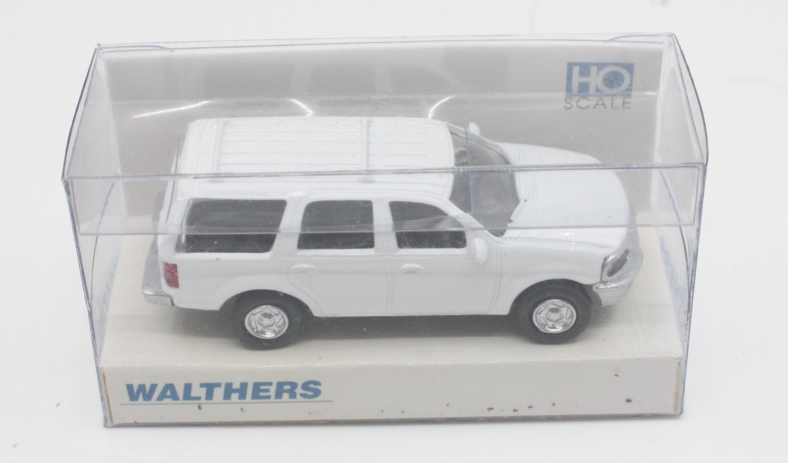 Walthers 933-1230 HO White Ford Expedition 1998