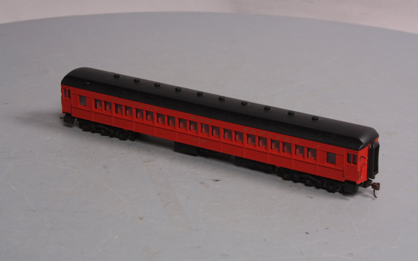 Bachmann 89122 HO Norfolk & Western Passenger Coach #1635