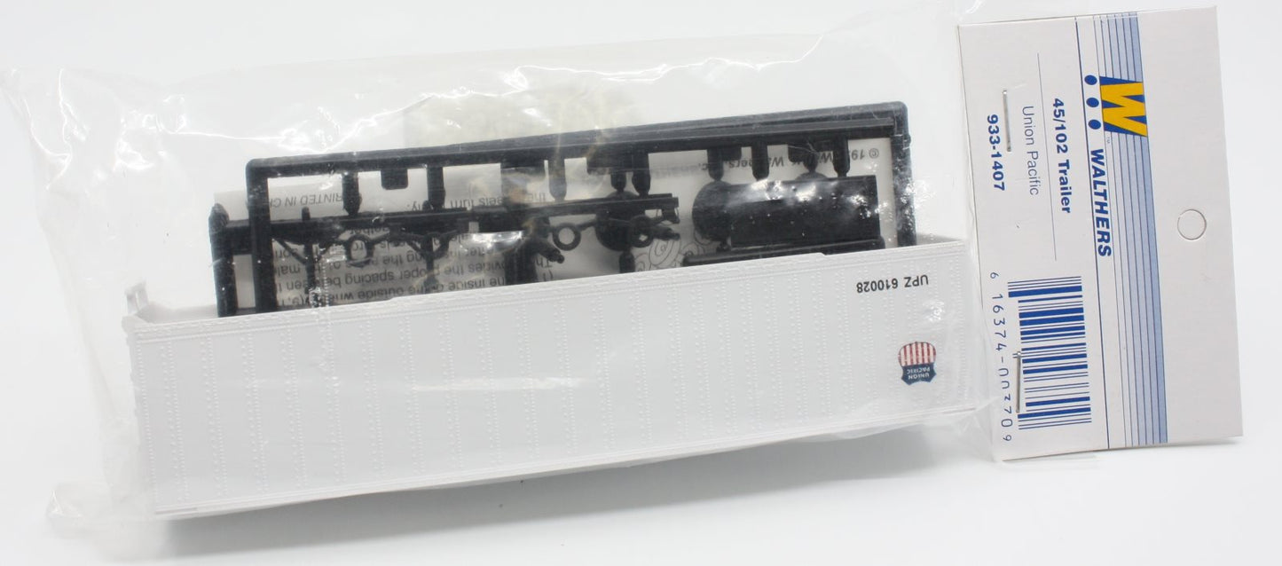Walthers 933-1407 HO Union Pacific 45/102 Trailer Plastic Kit