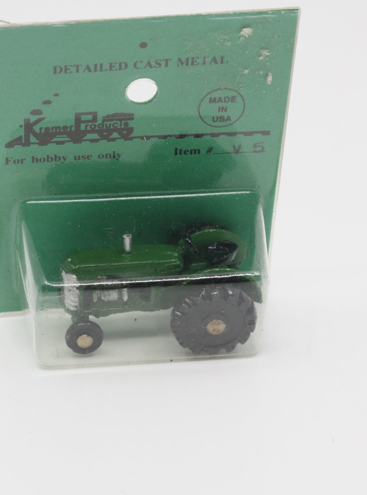 Kramer V-5 HO Farm Tractor in Green (HO Scale Scenery Item)