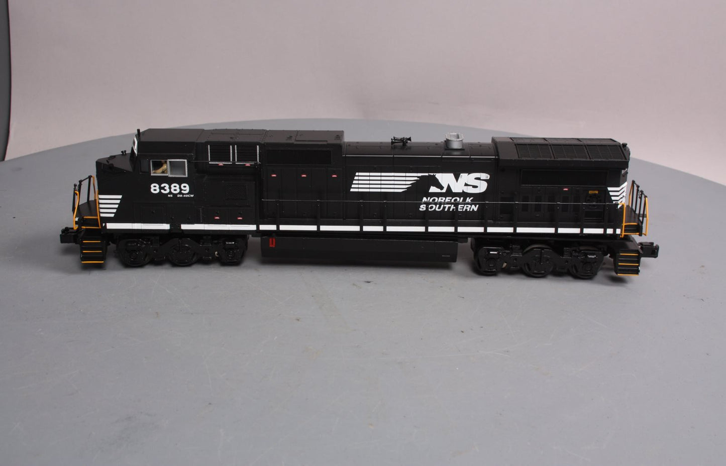 MTH 30-20000-1 Norfolk Southern Dash-8 Diesel Engine w/Proto Sound 2.0 #8389