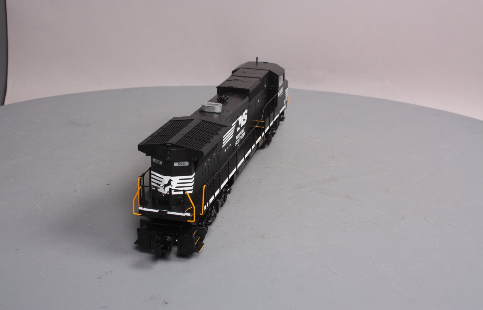 MTH 30-20000-1 Norfolk Southern Dash-8 Diesel Engine w/Proto Sound 2.0 #8389