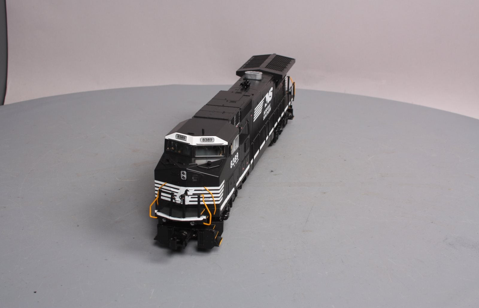 MTH 30-20000-1 Norfolk Southern Dash-8 Diesel Engine w/Proto Sound 2.0 #8389