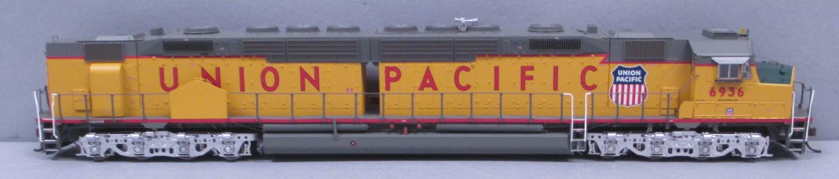 Athearn G69559 HO Union Pacific EMD DDA40X Diesel Locomotive #6936 w/DCC & Sound