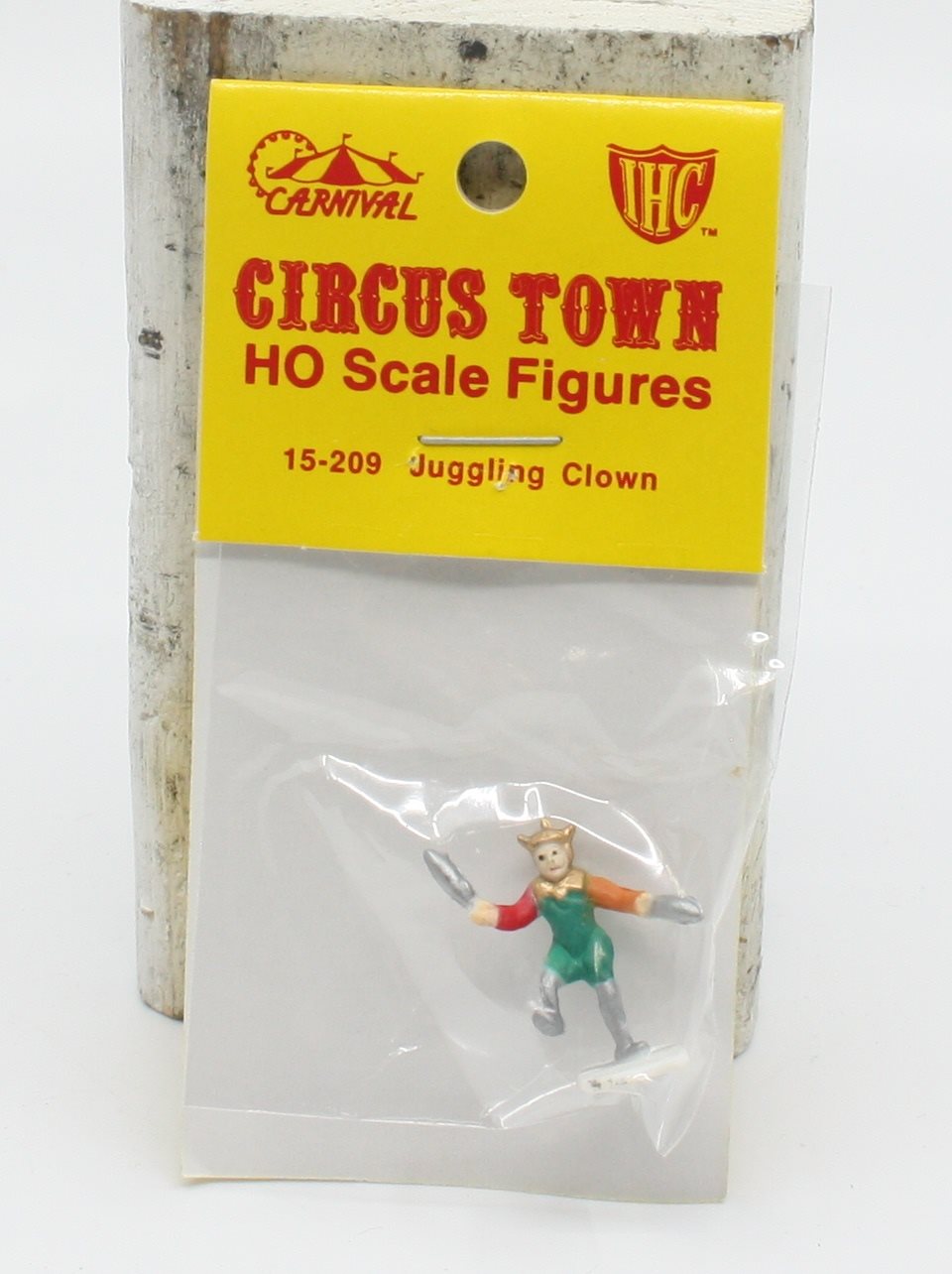IHC 15-209 HO Circus Town Juggling Clown