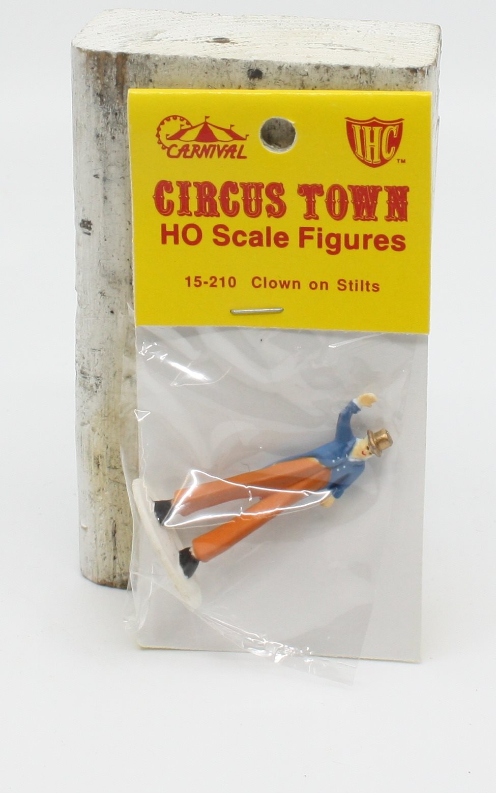 IHC 15-210 HO Circus Town Clown on Stilts