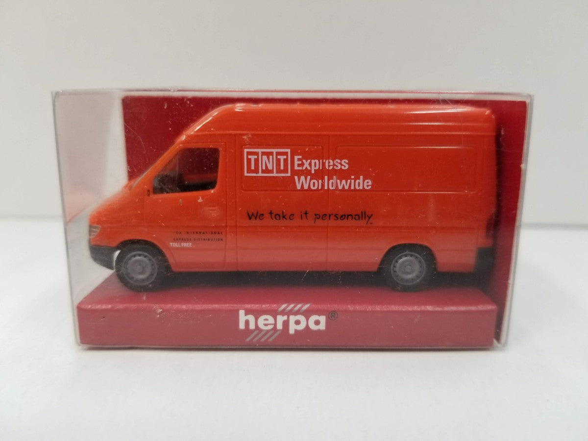 Herpa 043267 HO TNT Express Worldwide Mercedes-Benz Sprinter Van