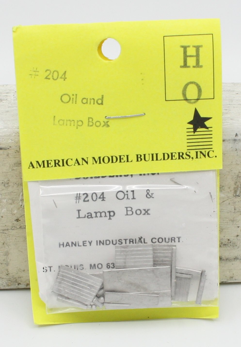 American Model Builders 204 HO Oil and Lamp Box Kit