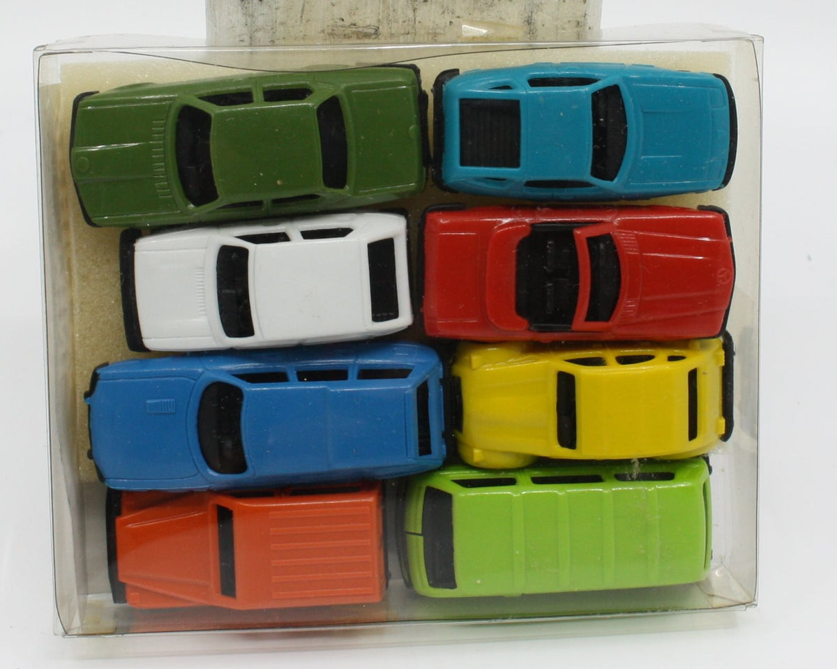 IHC #13 HO Mini-Vehicles (Pack of 8)