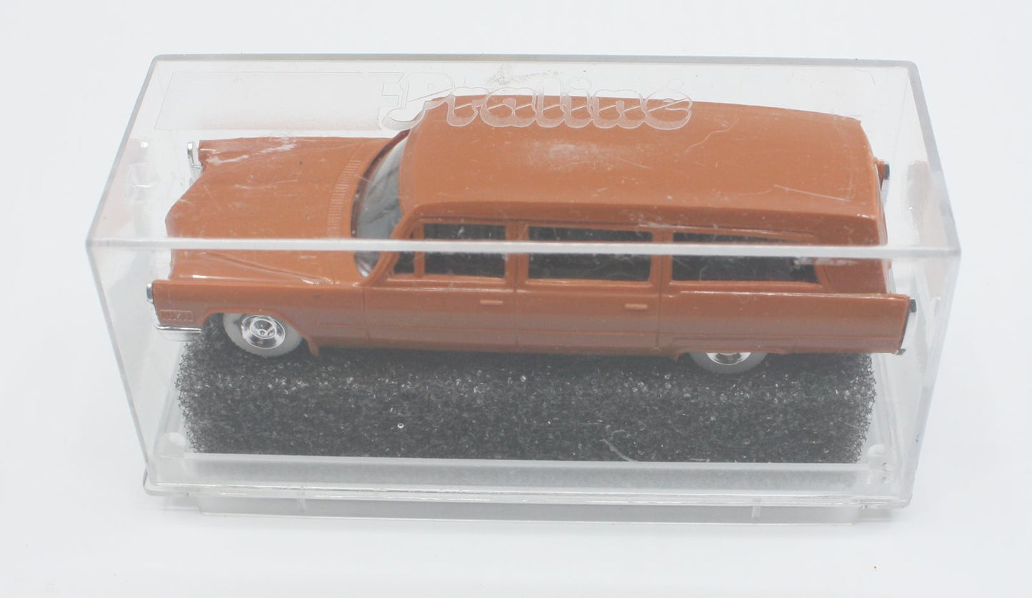 Praline 2906 HO Caddy Stationwagon .deluxe