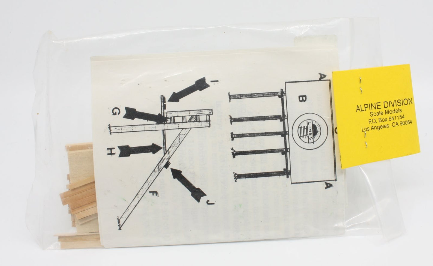 Alpine Division Scale Models 89 HO Wood Billboard w/4 SP Daylight Signs