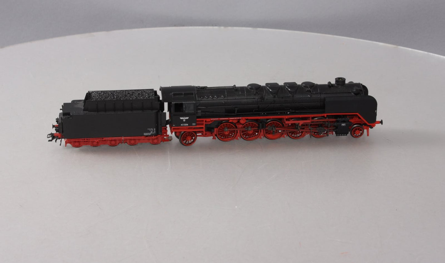 Marklin 37453 HO Scale CL 45 Locomotive with Tender