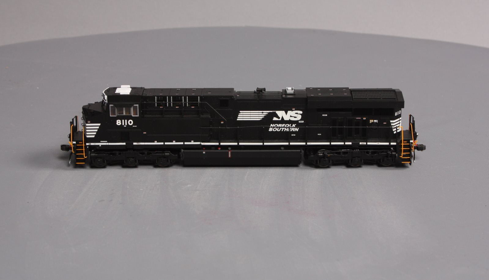 MTH 80-2321-1 HO Norfolk Southern GE ES44AC w/Proto-Sound 3.0 & DCC #8110