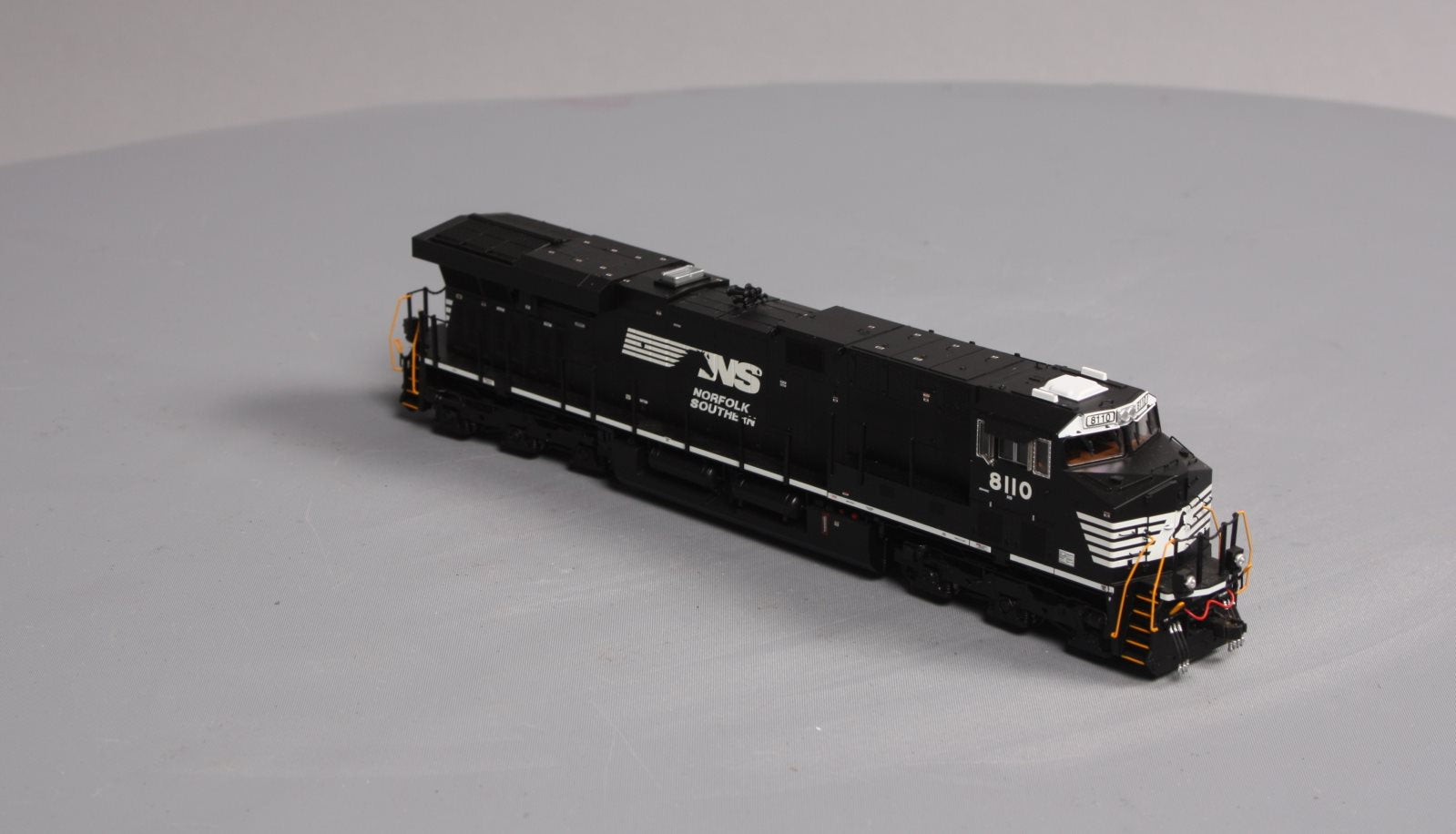 MTH 80-2321-1 HO Norfolk Southern GE ES44AC w/Proto-Sound 3.0 & DCC #8110