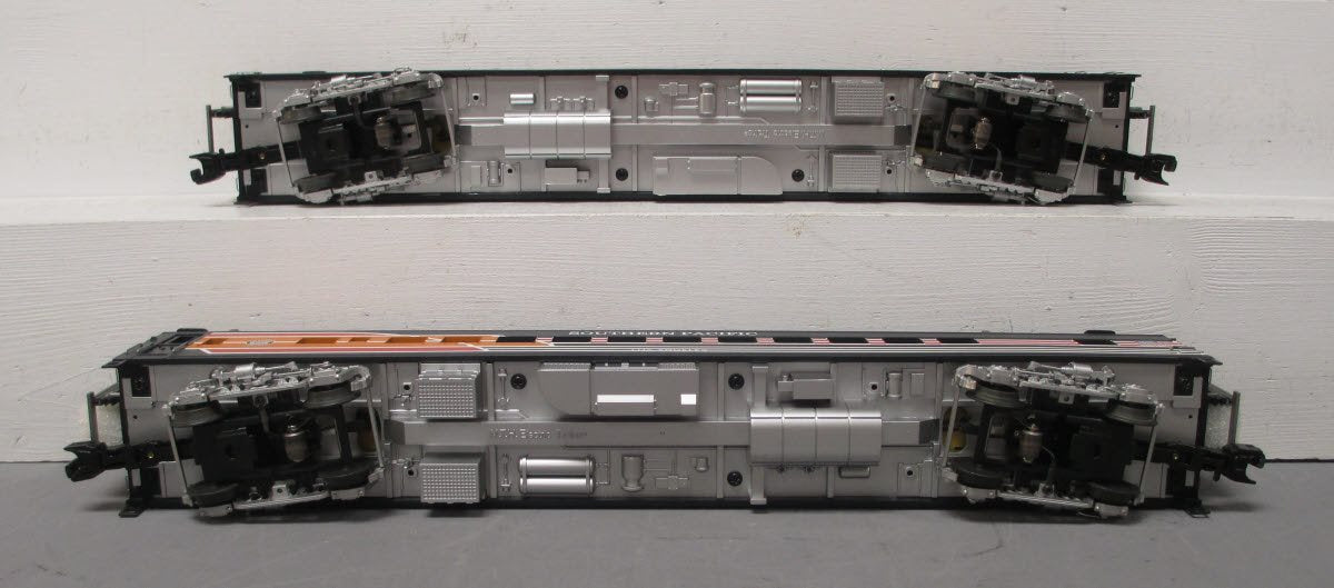 MTH 20-69143 O Gauge Southern Pacific Streamlined Coach Car Passenger ...