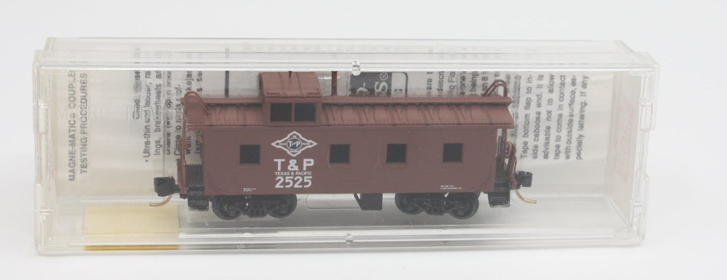 Micro-Trains 10000010 N Texas & Pacific '36 Riveted Steel Side Caboose #2525