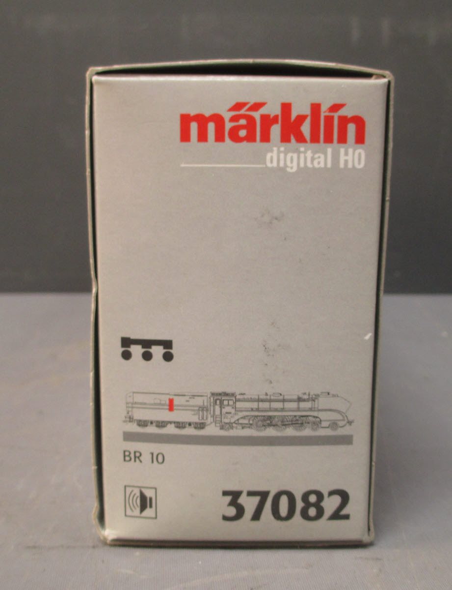 Marklin 37082 HO Scale DB BR 10 Steam Locomotive & Tender #10 001