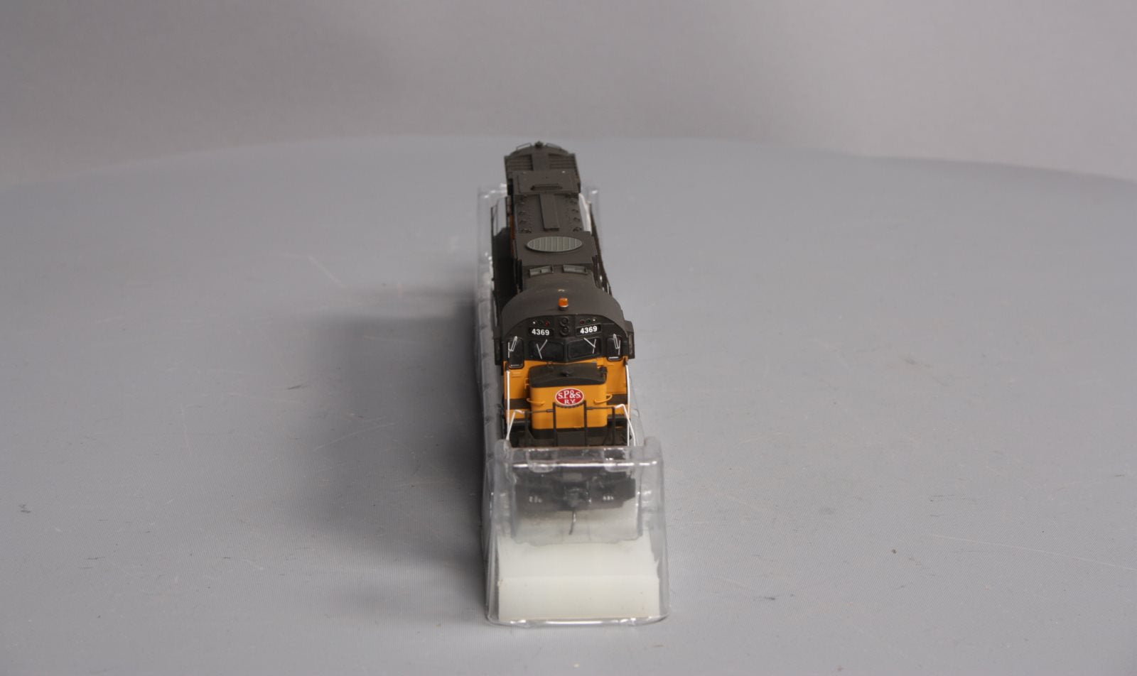 Bowser 23596 HO SP&S/BN C636 Diesel Locomotive w/DCC & Sound #4369