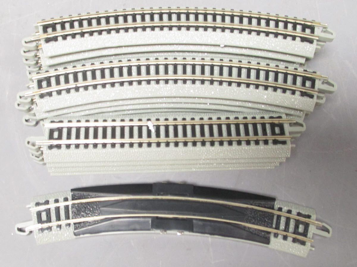 Bachmann 24008 Explorer N Gauge Diesel Starter Train Set w/E-Z Track System