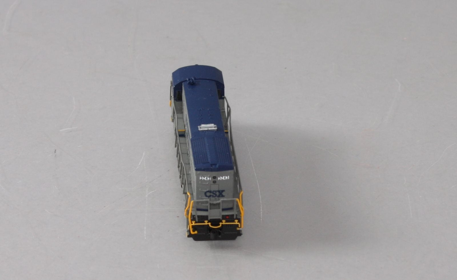 Atlas 45974 N Scale CSX U23B Diesel Locomotive #3243