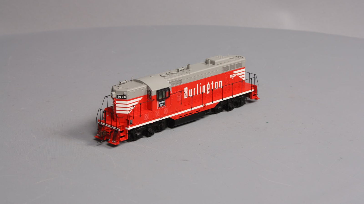 Athearn G64263 HO Burlington Northern GP7 Diesel Locomotive w/DCC & Sound #1608