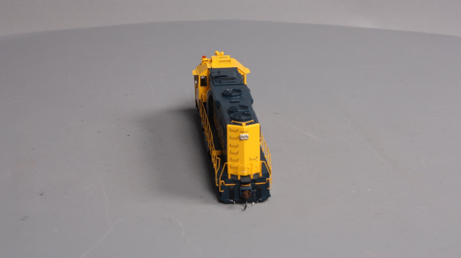 Athearn G64604 HO Santa Fe GP39-2 Phase II Diesel Locomotive DCC & Sound #3680
