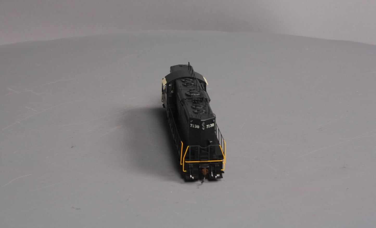 Athearn G64303 HO Pennsylvania GP9 Diesel Locomotive with DCC & Sound #7138