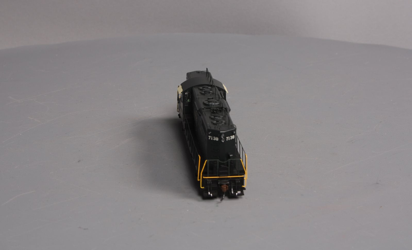 Athearn G64303 HO Pennsylvania GP9 Diesel Locomotive with DCC & Sound #7138