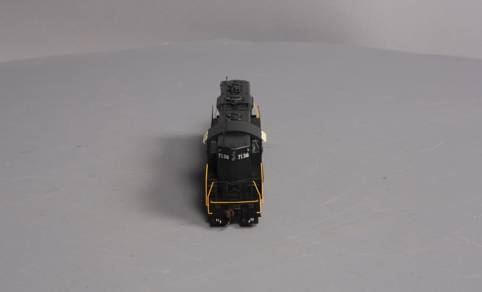 Athearn G64303 HO Pennsylvania GP9 Diesel Locomotive with DCC & Sound #7138
