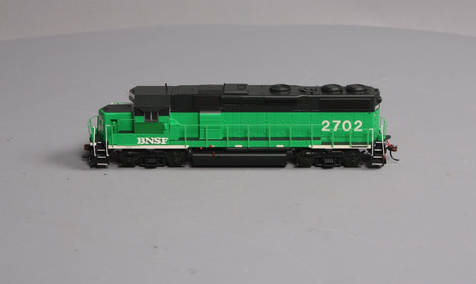 Athearn G64607 HO Ex-BN/BNSF GP39-2 Phase llb Diesel Locomotive DCC/Sound #2702