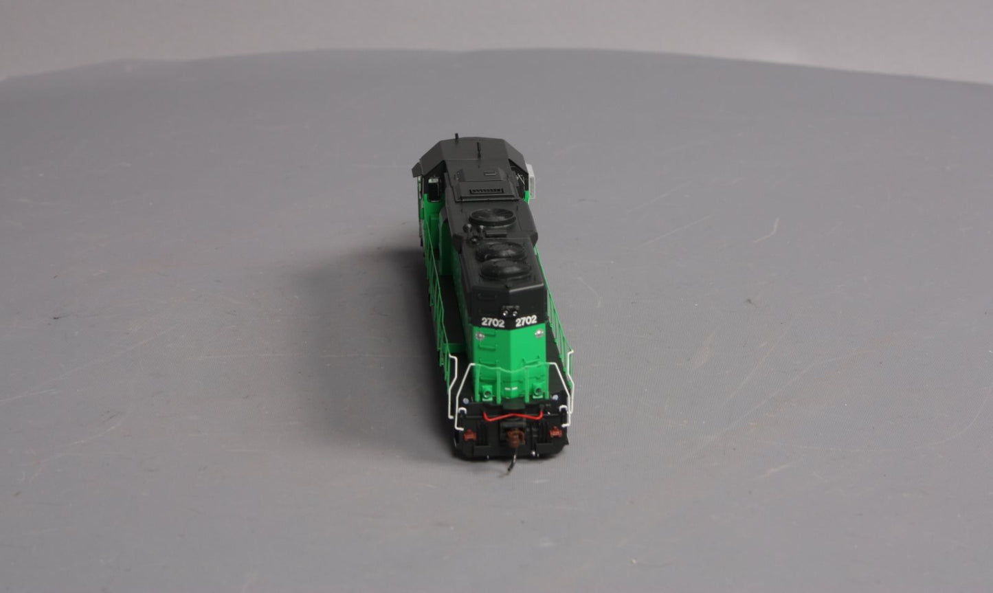 Athearn G64607 HO Ex-BN/BNSF GP39-2 Phase llb Diesel Locomotive DCC/Sound #2702