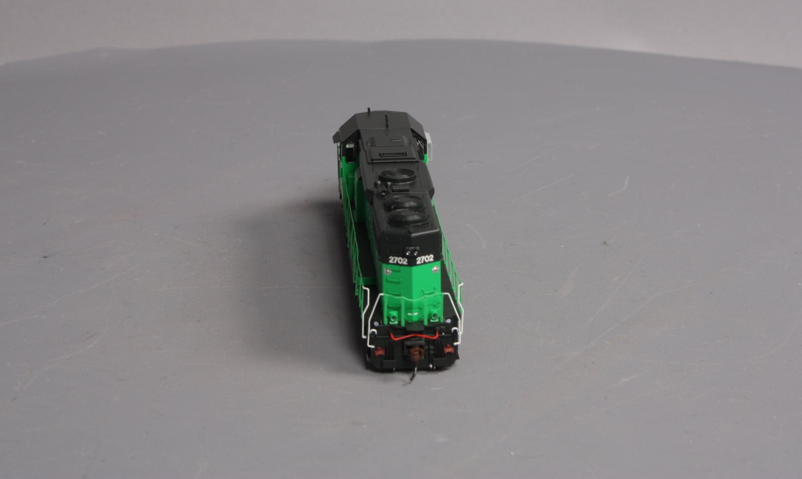 Athearn G64607 HO Ex-BN/BNSF GP39-2 Phase llb Diesel Locomotive DCC/Sound #2702
