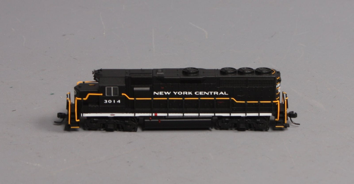 Atlas 40002777 N NYC EMD GP40 Low Nose Diesel Locomotive w/Dynamic Brakes #3014