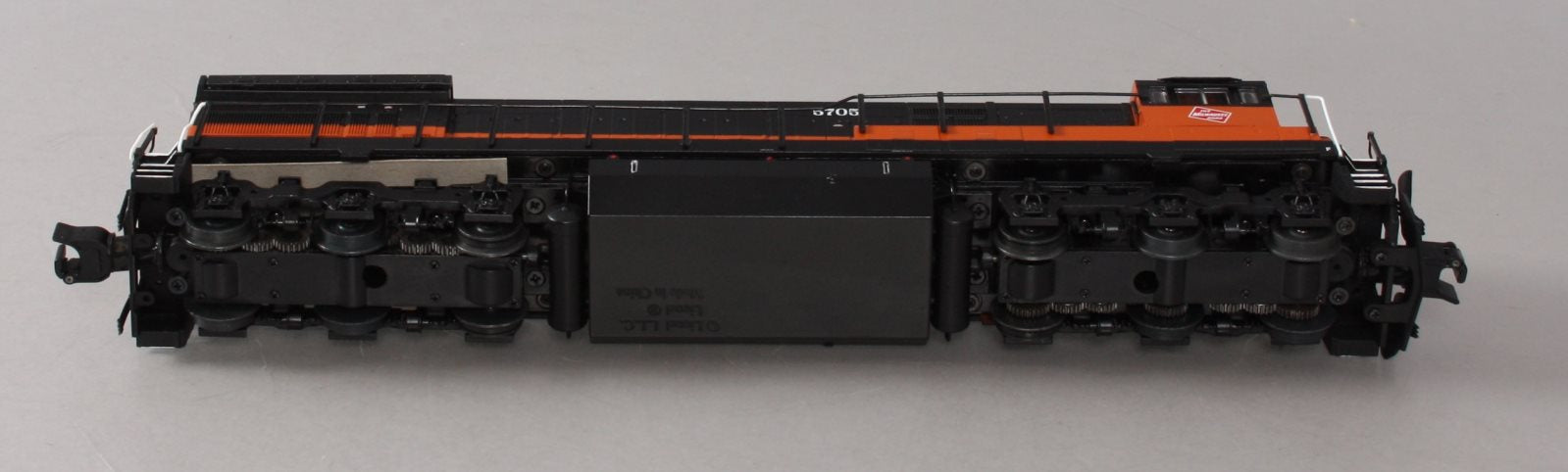 American Flyer 6-42516 S Milwukee Road Legacy U33C Diesel Locomotive #5705