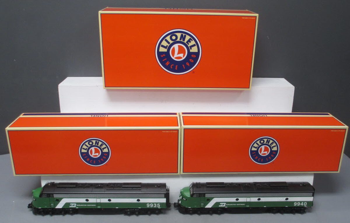 Lionel 6-84078 BTO Burlington Northern AA E8 Diesel Locomotive w/LCS #9935/9940
