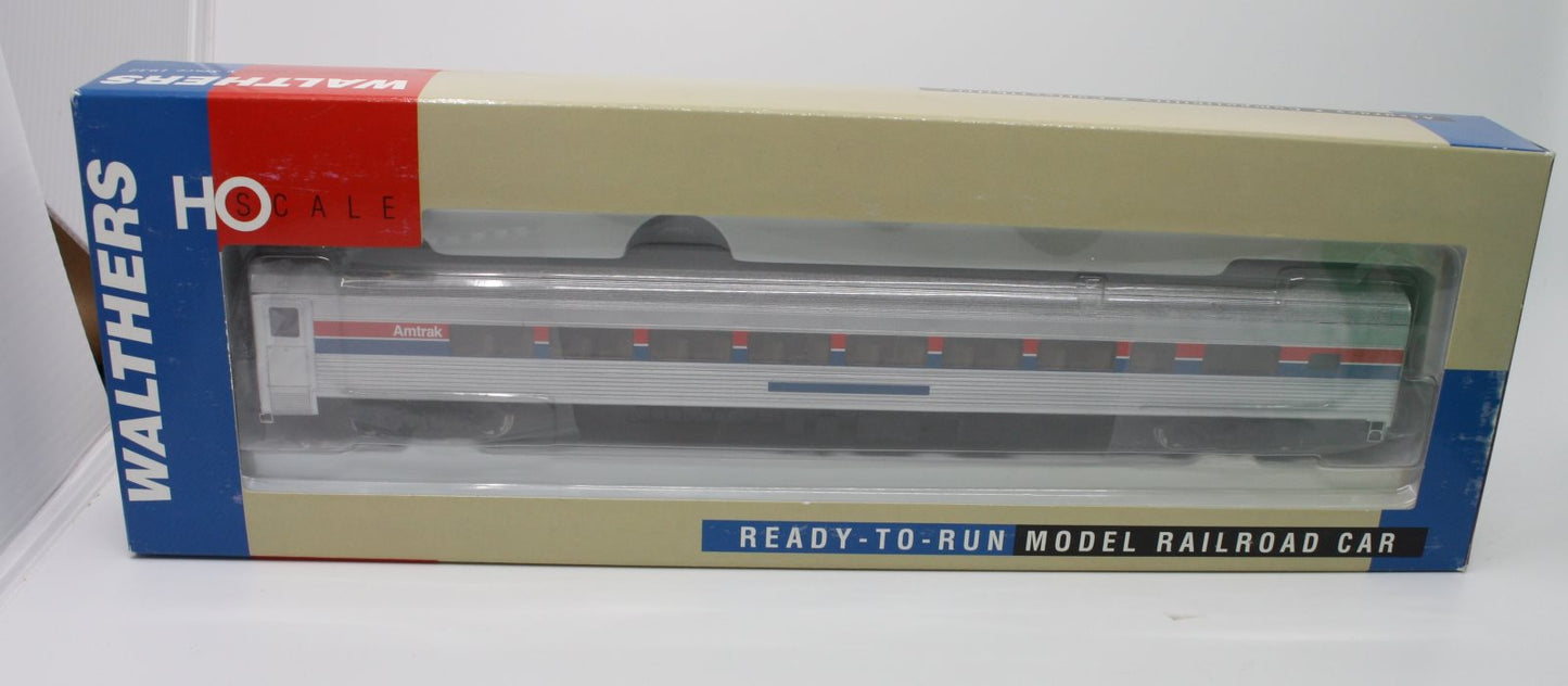 Walthers 932-6422 HO Scale Amtrak 85' Budd Lounge Car Phase II