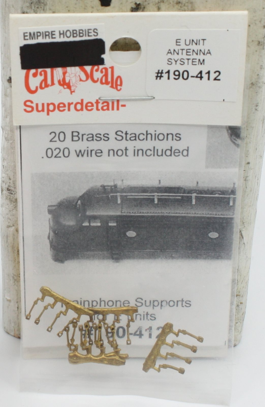 Cal Scale 190-412 HO E Unit Antenna Support System