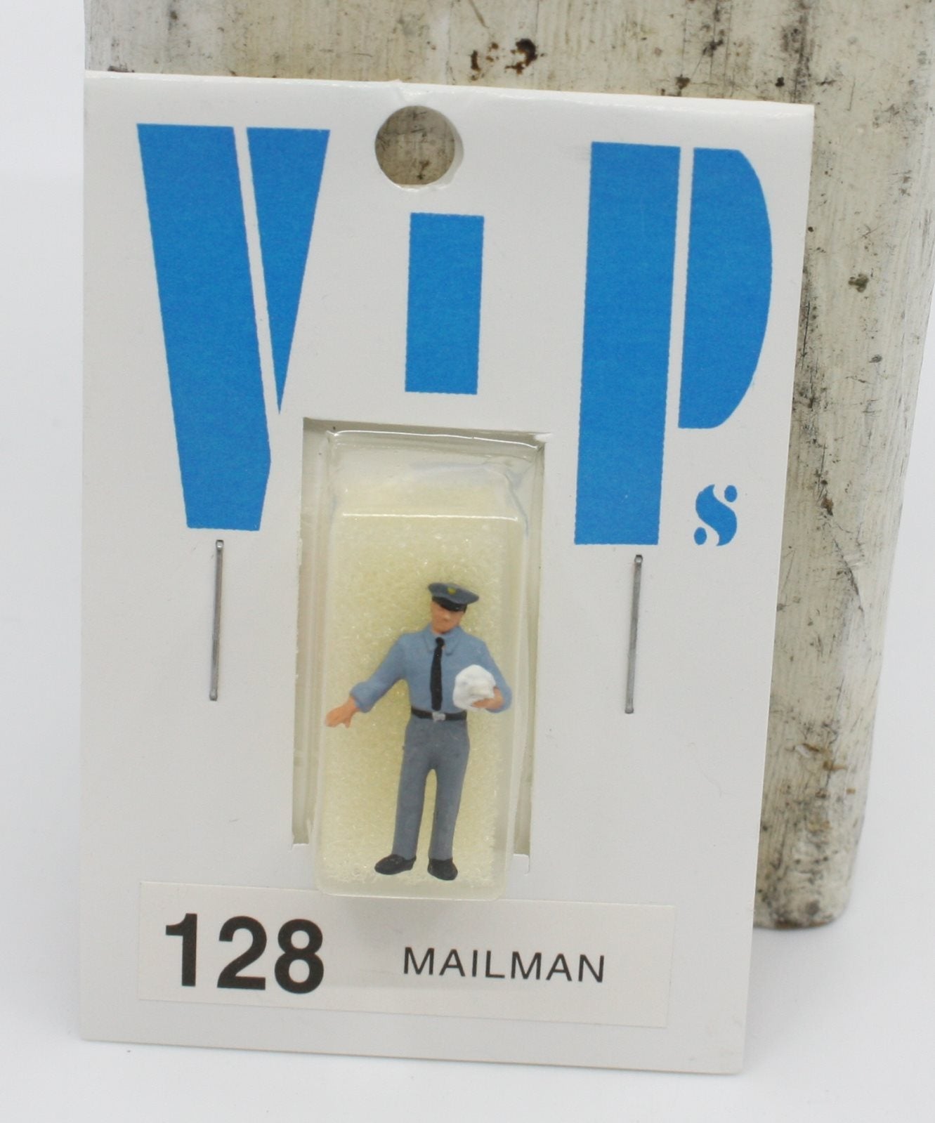 E-R Models 128 HO Vips Mailman Figure Hanpainted