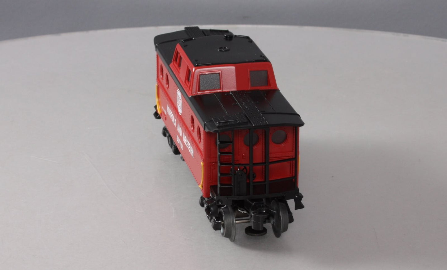 Williams 00304F O Norfolk & Wetern N5C Porthole Caboose # 557733 (Red)