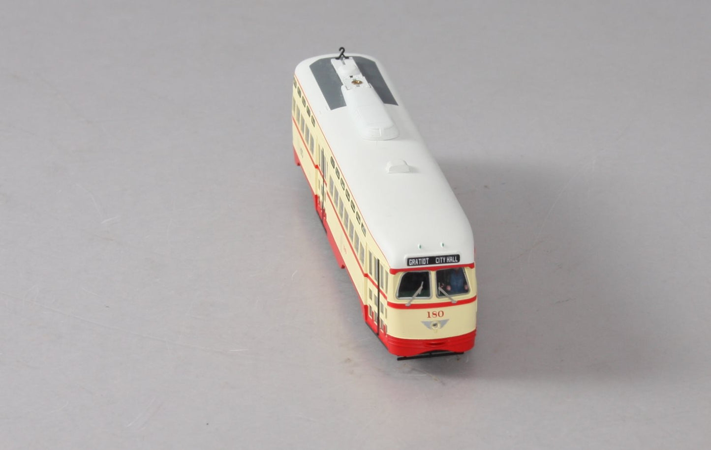 Bowser 12659 HO PCC Trolley, Detroit #180