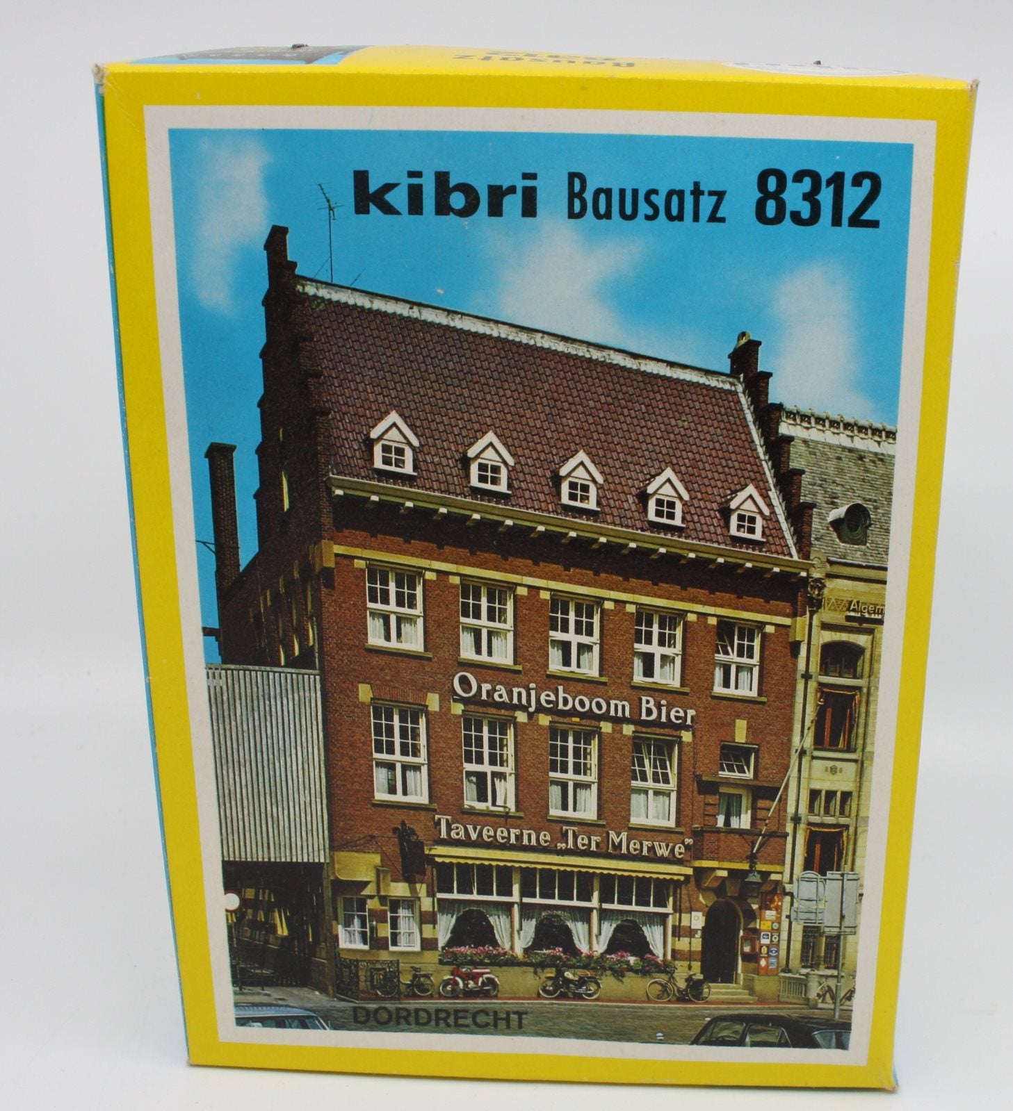 Kibri 8312 HO Bausatz Orangeboom Bier Taveerre 