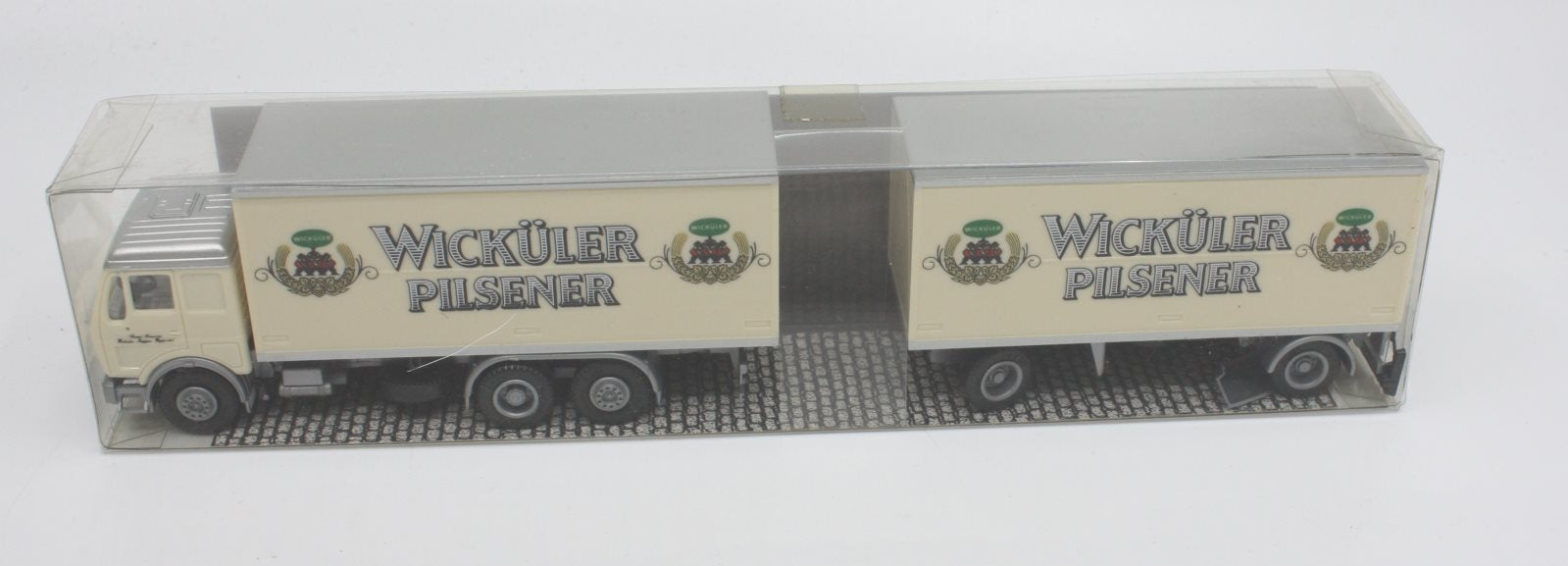 Albedo 4790 Wickuler Pilsener Deliver Cars