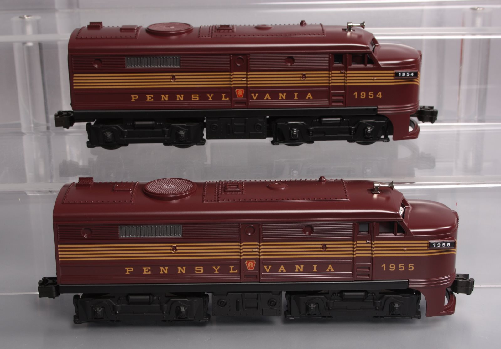 Lionel 6-38210 Pennsylvania Alco AA Diesel Locomotive Set #1954/1955